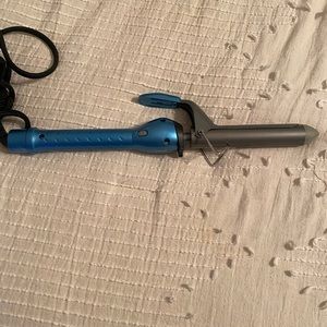 Babyliss Pro 1in curling iron